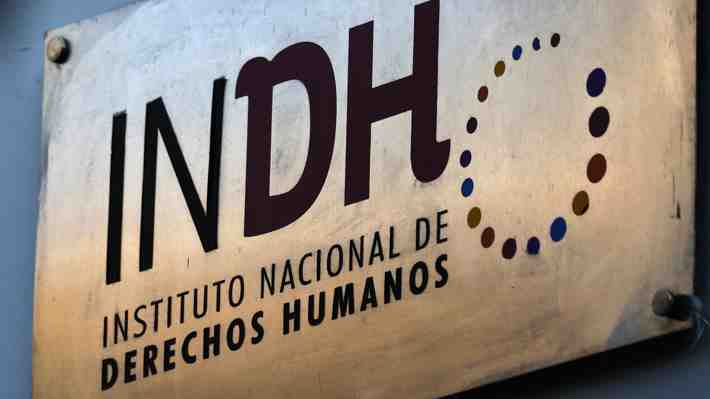 Debate por "sesgos" en el INDH: Cómo se eligen los miembros en otros países y la "particularidad" del proceso en Chile