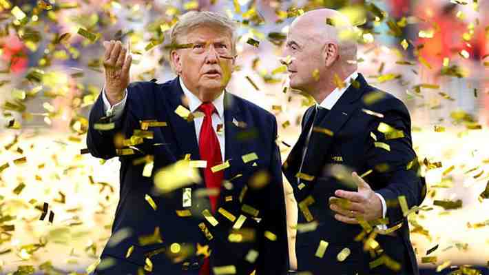 "Él es fantástico...": Donald Trump saca la voz, defiende a Infantino de las críticas y lanza fuerte advertencia