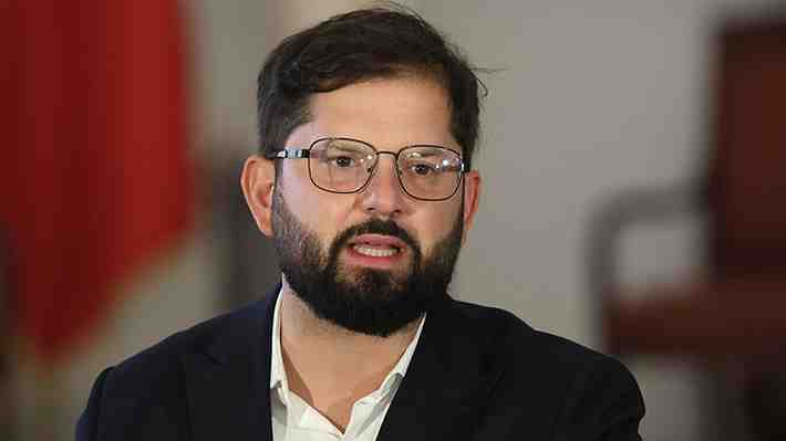 Boric difunde nuevo mensaje y reitera llamado a la autocrítica de la izquierda: "Ceder a esto es un error garrafal"