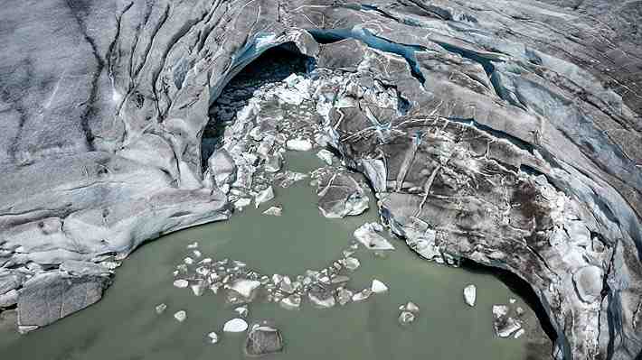 Deshielo de un glaciar suizo deja al descubierto los restos de dos escaladores desaparecidos en 1992