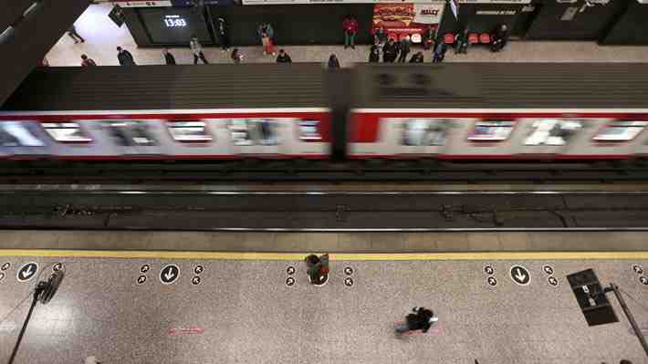 Metro cierra cuatro estaciones de la Línea 1 por presencia de "persona en la vía"