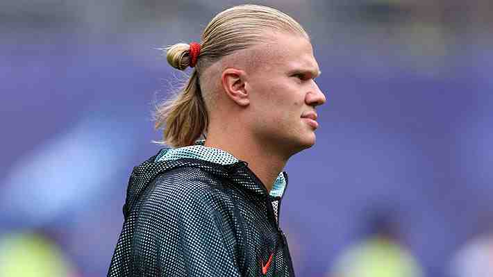 "¿Me debería arrepentir?": Erling Haaland sorprende con un radical cambio de look que involucró a su icónico cabello