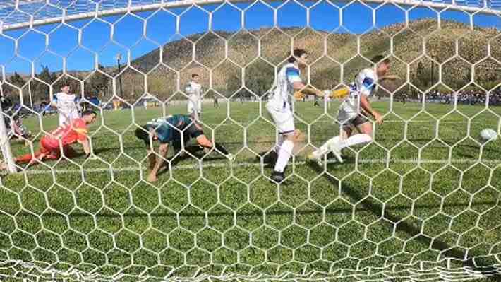 El "gol fantasma" que desató enorme polémica en el duelo de Brujas de Salamanca con Osorno por la Segunda División Profesional