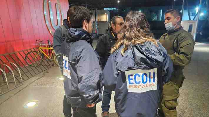Hombre de 59 años muere asesinado a disparos en Maipú: Fue interceptado cuando volvía de su trabajo