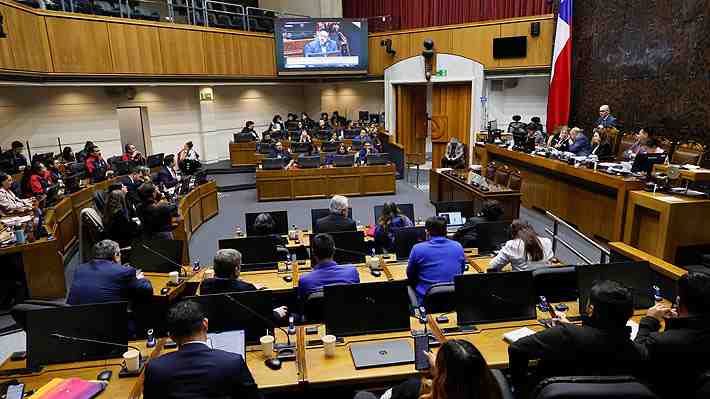 A pesar de negativa del PC: Senado aprueba último artículo de la reforma al sistema político y la iniciativa pasa a la Cámara
