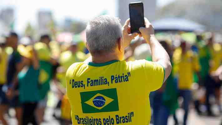 Elecciones en Brasil: Lula y Bolsonaro lanzan ejércitos digitales para conquistar el voto