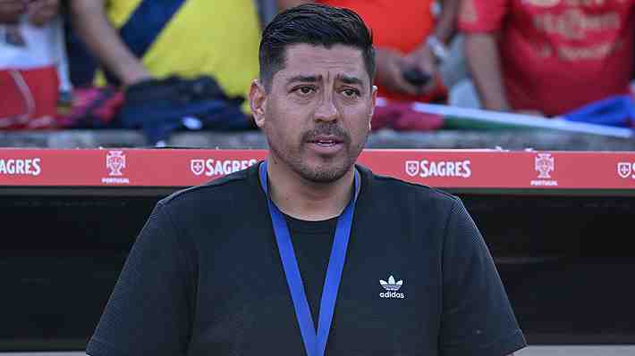 "Tenemos que corregir": Córdova responde sobre las constantes expulsiones durante su período en la selección chilena