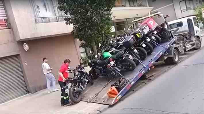 Más de 100 motos son retiradas de circulación tras masivo operativo de Carabineros en la RM