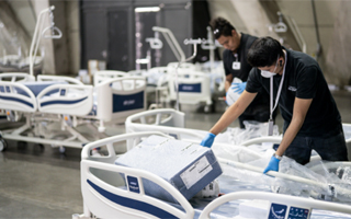 Mañalich informa que Espacio Riesco comenzará a albergar pacientes asintomáticos de covid-19 esta semana