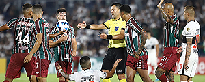"Avergüenza a la Conmebol": Jugador de Fluminense hace graves acusaciones contra el árbitro chileno Roberto Tobar