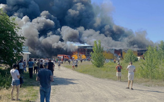 Ucrania: Bombardeo a centro comercial en Kremenchuk deja al menos 13 muertos y 40 heridos
