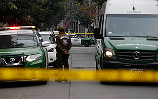 Confirman identidad de cuerpo encontrado descuartizado en Santiago centro: Un joven extranjero de 24 años
