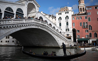 Venecia es desde hoy la primera ciudad del mundo en la hay que pagar para entrar