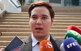 Insistió que fue defensa propia: Daniel Sancho vuelve a declarar por crimen en Tailandia y juicio en su contra terminará mañana