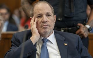 Juez establece que Weinstein enfrente un nuevo juicio tras anulación de condena por delitos sexuales