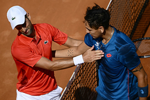 ¡Histórico! Un brillante Alejandro Tabilo derrotó a Novak Djokovic, 1 del mundo, y pasó a octavos en el Masters de Roma