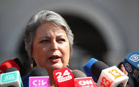 Asediando a Matthei y enfrentando fuego amigo: Cómo llega Jara al crucial sábado del PC por presidenciales