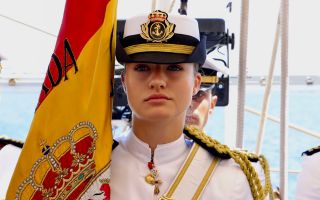 Casa real española denunciará ante Carabineros difusión de fotos de Leonor haciendo compras en Punta Arenas