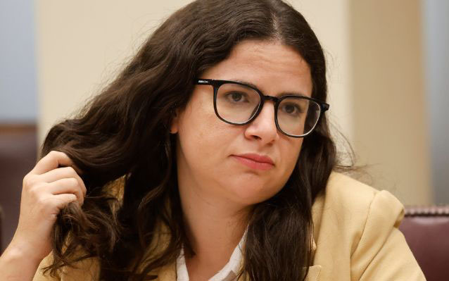 Video | &#34;No me vai&#39; a sacar esa cuña&#34;: La molestia de la ministra Orellana en medio de consultas por ProCultura