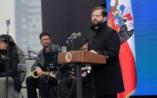 Presidente Boric lidera ceremonia de entrega subsidios de vivienda a familias de sectores medios