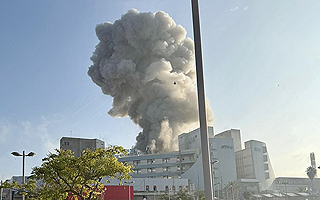 Irán responde a Israel y lanza decenas de misiles contra Tel Aviv y Jerusalén: Uno impactó sobre hospital