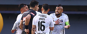 &#34;Malo cu...&#34; Dan a conocer el informe arbitral que explica la expulsión de Arturo Vidal ante Audax y los fuertes insultos del volante de Colo Colo