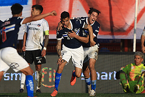 Católica derrota a Colo Colo después 5 años y el Cacique empieza a enredarse en el Torneo