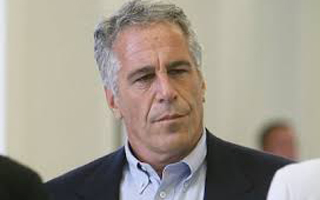 Investigación concluye que Jeffrey Epstein no tenía una &#34;lista de clientes&#34; y confirma su muerte por suicidio