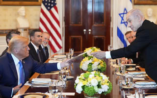 Trump recibe a Netanyahu en la Casa Blanca en busca de un acuerdo de alto al fuego en Gaza
