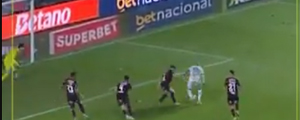 Video: El espectacular gol de Neymar para triunfazo del Santos ante el líder Flamengo en Brasil