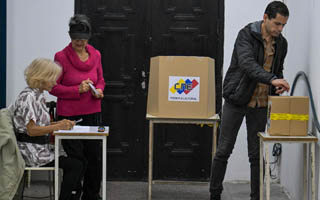 Venezuela: Chavismo gana las principales alcaldías tras comicios que contó con 44&#37; de participación