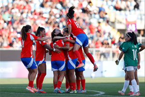 La &#34;Roja&#34; femenina aplasta a Bolivia y suma su primer triunfo en las Clasificatorias mundialistas