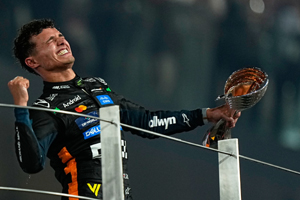 Norris se corona campeón por primera vez de la F-1 pese a triunfo de Verstappen en Abu Dhabi: Mira la maniobra que generó polémica