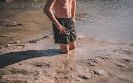 Excursionista rescatado tras quedar atrapado en arenas movedizas en EE.UU. "Es como una batalla sin fin"