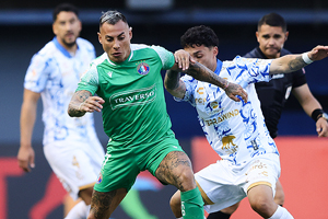 El futuro de Eduardo Vargas en juego: El goleador dejaría Audax Italiano y la opción que se abriría para volver a la U