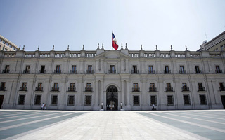 Hija de Ibáñez del Campo, último Presidente en vivir en La Moneda: "Buena experiencia, pero un poco expuesta"