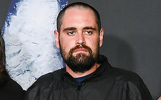 Nick Reiner recibía tratamiento para la esquizofrenia cuando presuntamente asesinó a sus padres