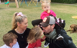 Foto | Se confirmaron los rumores: Enrique Iglesias y Anna Kournikova dieron la bienvenida a su cuarto hijo