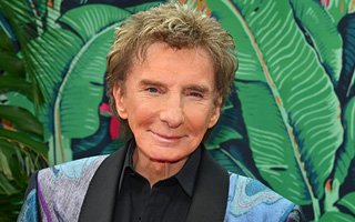 Cantante estadounidense Barry Manilow revela que fue diagnosticado con cáncer de pulmón: Se someterá a una cirugía