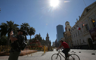 Meteorología pronostica una "cálida" Navidad y altas temperaturas el fin de semana: Hasta 36°C en zonas de la RM