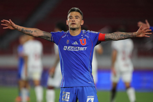 Oficial: La U hace importante anuncio sobre el futuro de Charles Aránguiz