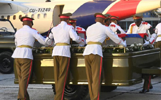 Llegan a Cuba los restos de los 32 militares muertos durante operativo de EE.UU. en Venezuela