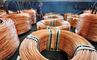 ¿Efecto del precio récord?: CGE reporta que en 2025 se más que duplicó el robo de cables de cobre