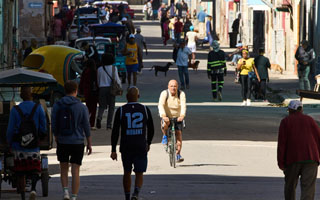 Complejas horas en Cuba ante crisis energética: Anuncian grandes apagones y turismo se desploma drásticamente