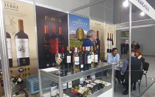 Viñas chilenas apuestan por Rusia en medio de la guerra: "Se ha transformado en un mercado importante"