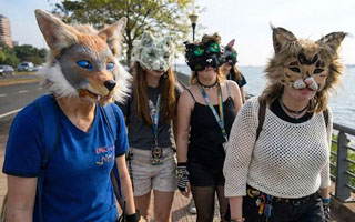 ¿Qué son los therians? El fenómeno de las personas que se identifican con animales y que ya está en Chile