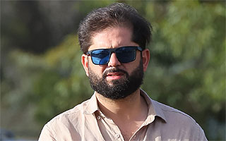 Remezón de la Casa Blanca: Cómo Boric enfrentó la sanción desde Rapa Nui y a días del cambio de mando