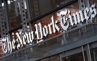 Antigua columna sobre pedofilia publicada por The New York Times resurge en redes y abre debate incluso en Chile