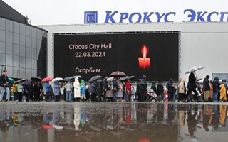 Rusia condena a cadena perpetua a autores de atentado terrorista que dejó 150 muertos en Moscú