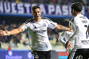 Colo Colo derrota de visita a Deportes Concepción y consigue su primera victoria en la Copa de la Liga... Revisa los goles